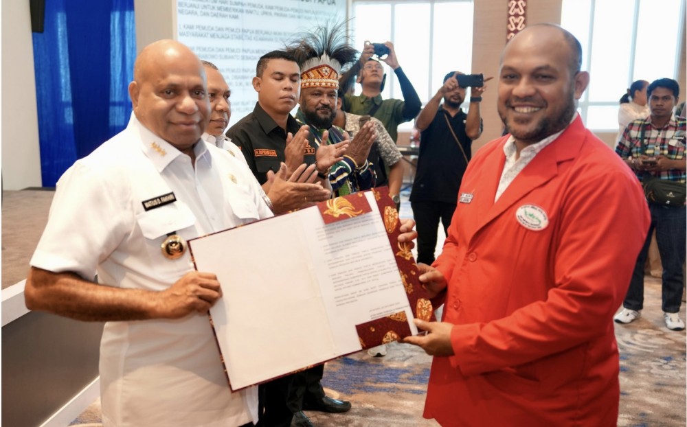 Gubernur Papua Matius Fakhiri , membuka ruang dialog terbuka antara pemerintah dan generasi muda, 